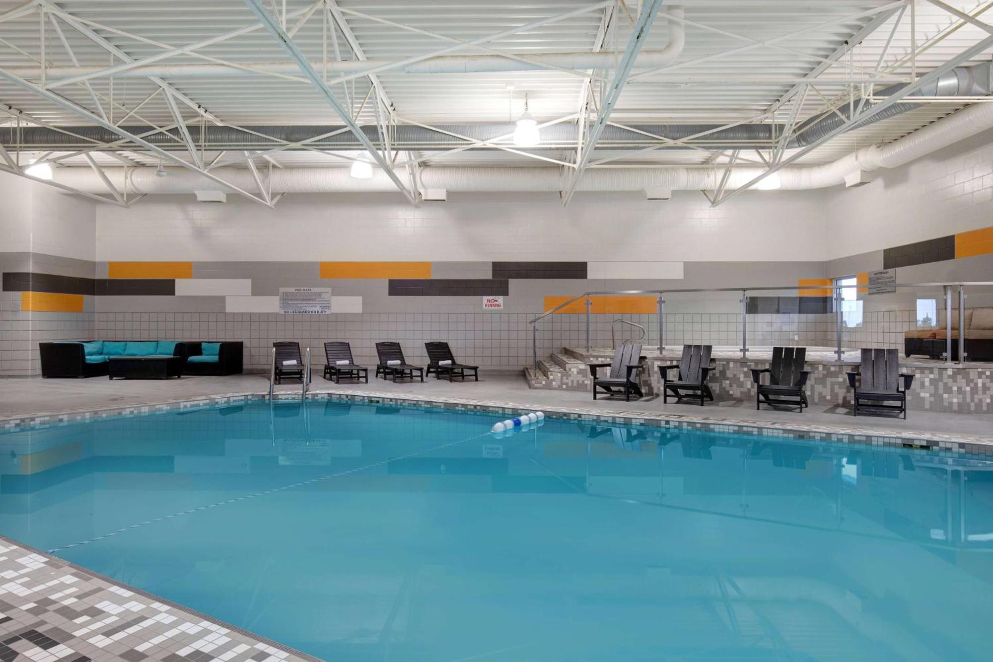 Days Inn & Conference Centre By Wyndham Prince Albert Esterno foto