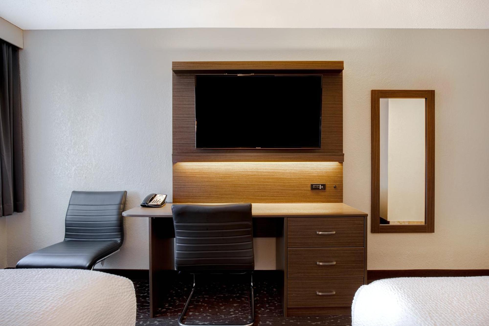 Days Inn & Conference Centre By Wyndham Prince Albert Esterno foto