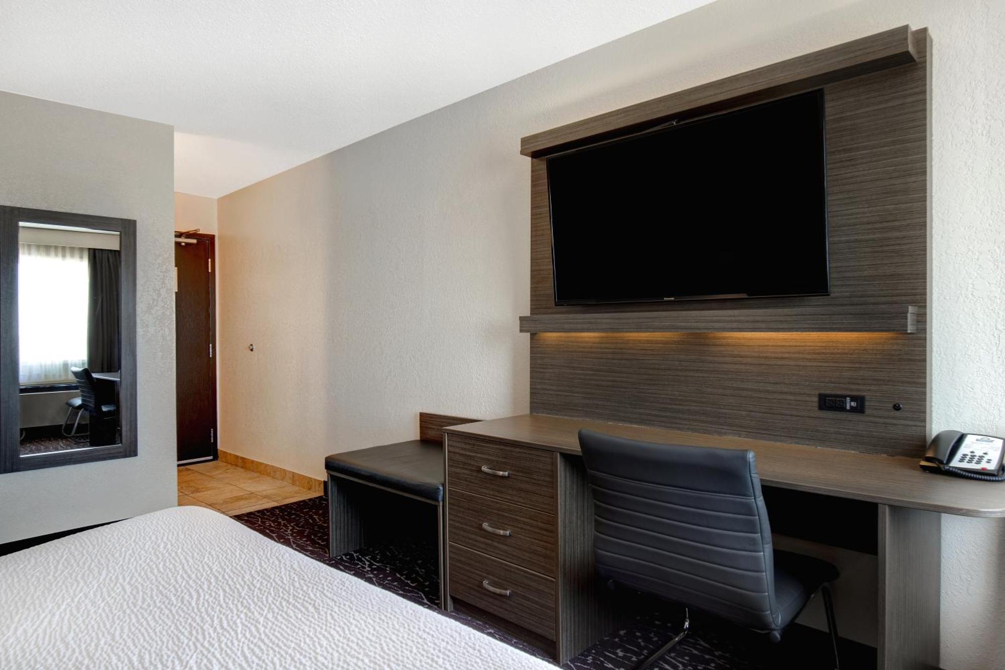 Days Inn & Conference Centre By Wyndham Prince Albert Esterno foto